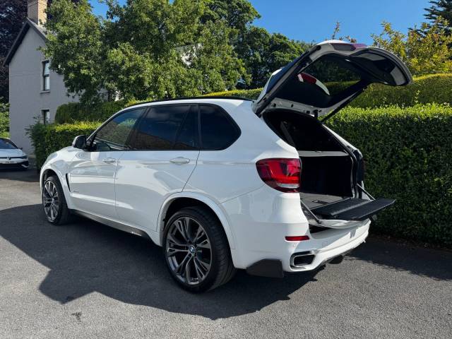 2016 BMW X5 3.0 𝐕𝐄𝐇𝐈𝐂𝐋𝐄 𝐑𝐄𝐒𝐄𝐑𝐕𝐄𝐃